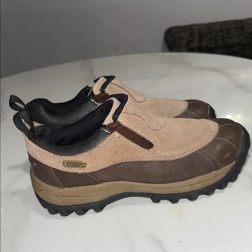 Totes Brown and Tan Women's Shoes